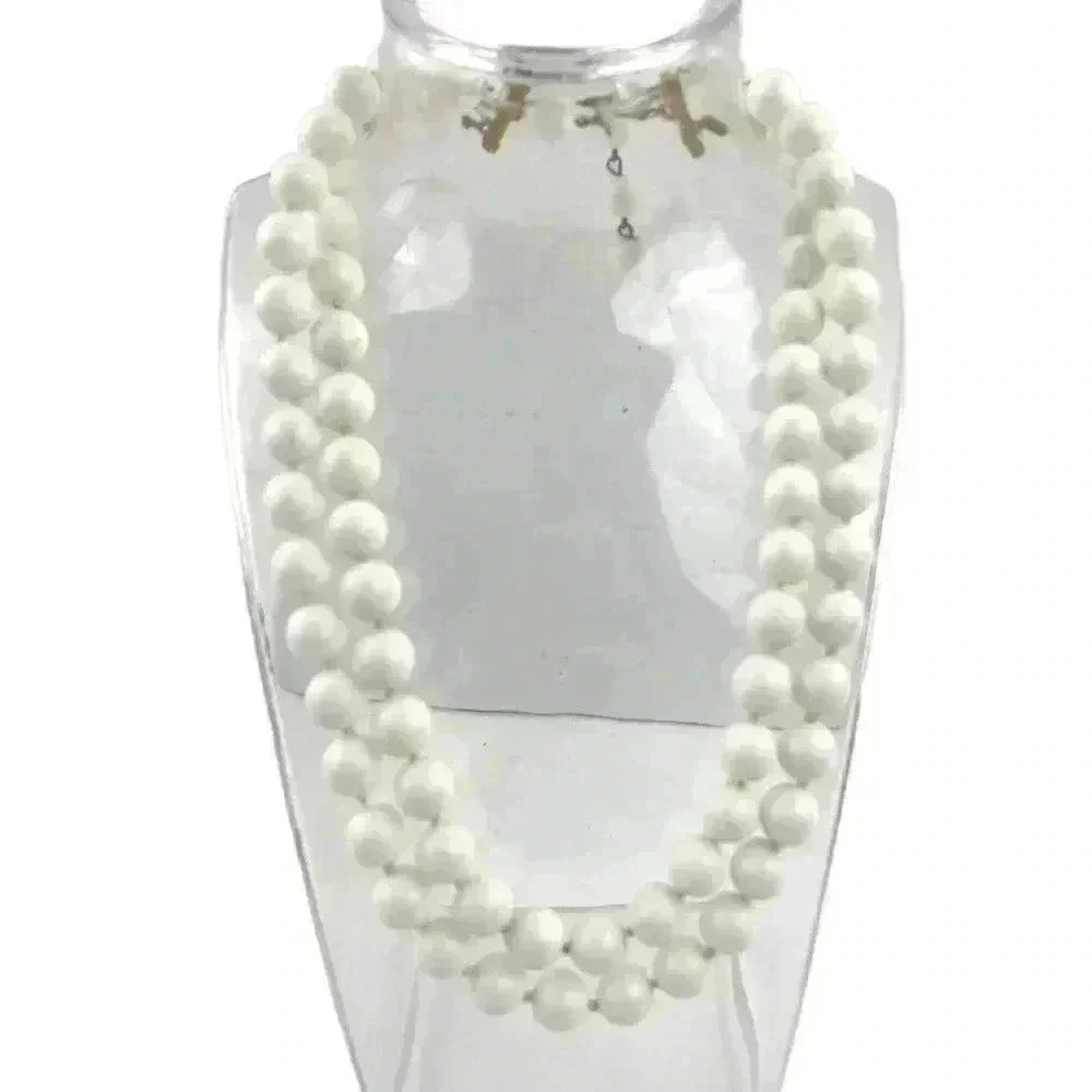 VTG White Bead Layered Necklace Gold Tone Elegant Style 16" - Picture 2 of 12